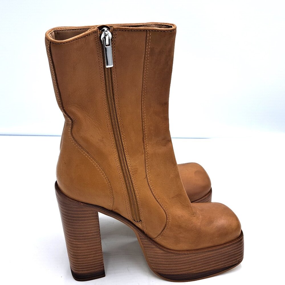 Steve Madden Fantsie Leather Fall Boots size 10